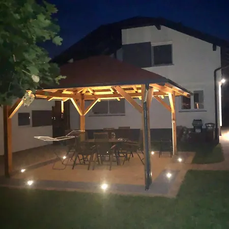Appartement Hisa Laura S Prostorom Za Piknike Blizu Ptujskih Term *