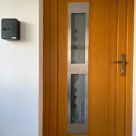 Hisa Laura S Prostorom Za Piknike Blizu Ptujskih Term Ptuj