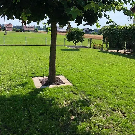 Appartement Hisa Laura S Prostorom Za Piknike Blizu Ptujskih Term *